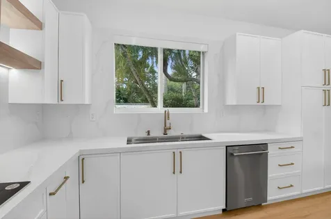 5537 NW 21st Way Boca Raton FL 33496