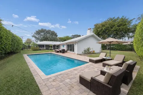 2001 Nw 1st Avenue Delray Beach FL 33444
