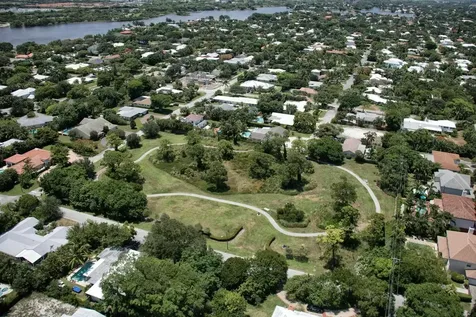 2001 Nw 1st Avenue Delray Beach FL 33444