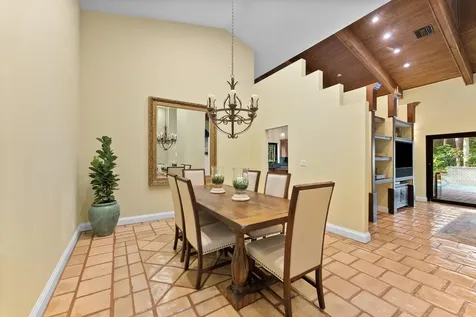 2498 Nw 39th Street Boca Raton FL 33431