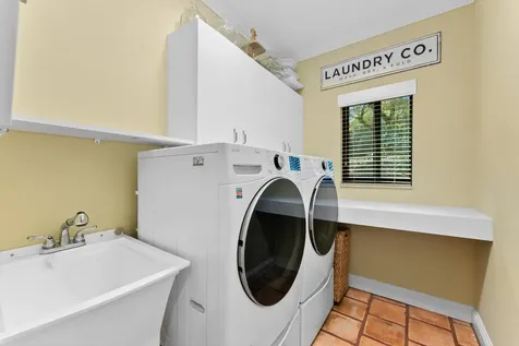 2498 Nw 39th Street Boca Raton FL 33431