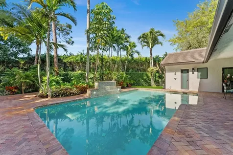 2498 Nw 39th Street Boca Raton FL 33431