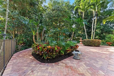 2498 Nw 39th Street Boca Raton FL 33431