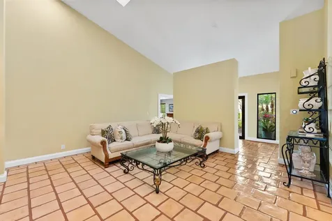 2498 Nw 39th Street Boca Raton FL 33431