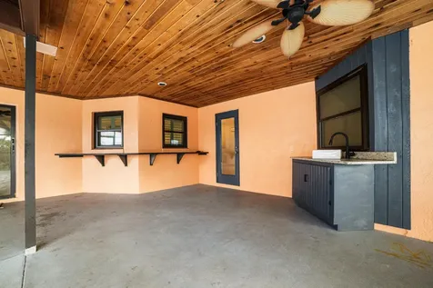 2500 Lake Josephine Drive Sebring FL 33875