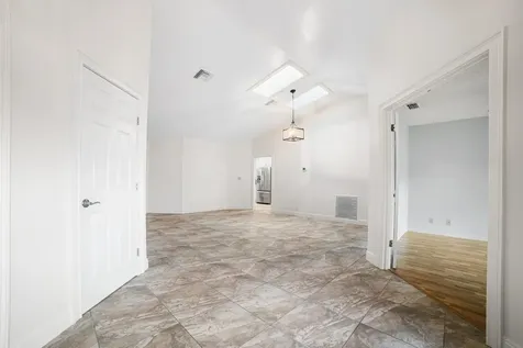 2500 Lake Josephine Drive Sebring FL 33875