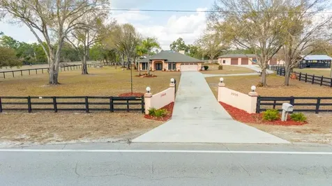 2500 Lake Josephine Drive Sebring FL 33875