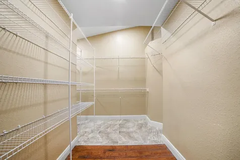 2500 Lake Josephine Drive Sebring FL 33875