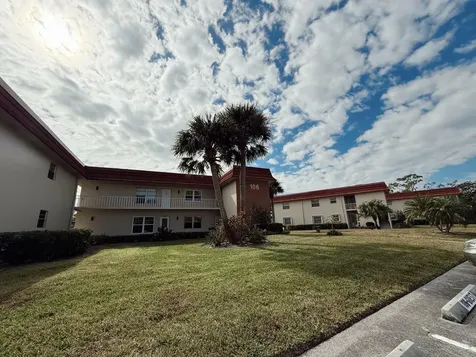 106 Spring Lake Court Vero Beach FL 32962