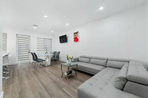 21105 Nw 14th Place Miami Gardens FL 33169