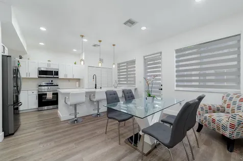 21105 Nw 14th Place Miami Gardens FL 33169