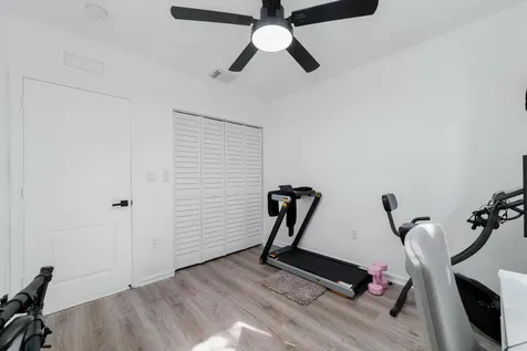 21105 Nw 14th Place Miami Gardens FL 33169