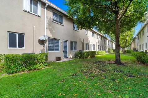 21105 Nw 14th Place Miami Gardens FL 33169