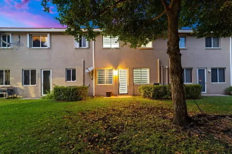 21105 Nw 14th Place Miami Gardens FL 33169
