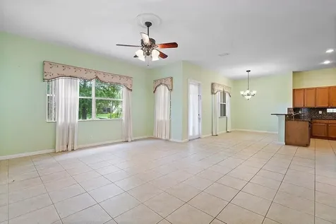 1042 Grove Park Circle Boynton Beach FL 33436