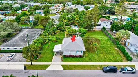 320 Se 4th Avenue Delray Beach FL 33483