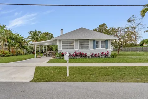 320 Se 4th Avenue Delray Beach FL 33483