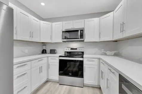 320 Se 4th Avenue Delray Beach FL 33483