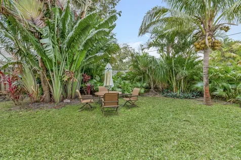320 Se 4th Avenue Delray Beach FL 33483