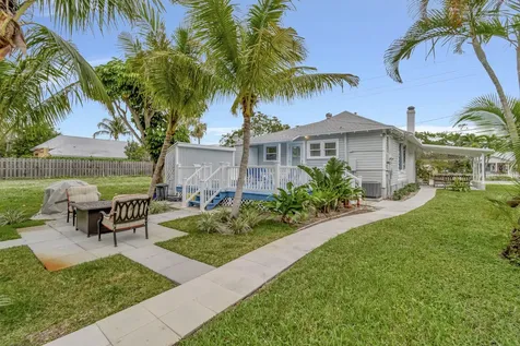 320 Se 4th Avenue Delray Beach FL 33483