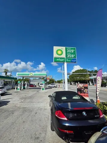 3198 S Dixie Highway Miami FL 33133