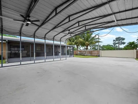 102 Chapel Lane Tequesta FL 33469