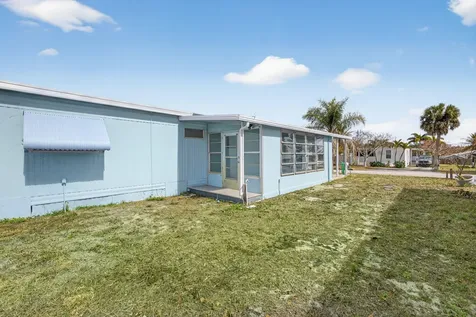 8420 Se Eagle Avenue Hobe Sound FL 33455
