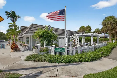 8420 Se Eagle Avenue Hobe Sound FL 33455