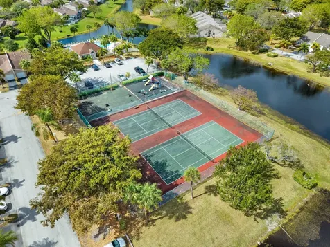 5157 Nw 11th Lane Deerfield Beach FL 33064