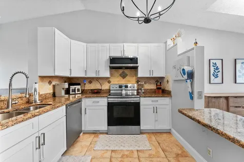5157 Nw 11th Lane Deerfield Beach FL 33064