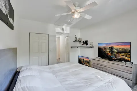 2113 Tuscany Way Boynton Beach FL 33435
