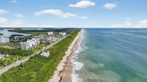 5059 N Highway A1a Hutchinson Island FL 34949