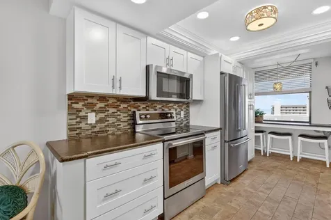 5059 N Highway A1a Hutchinson Island FL 34949