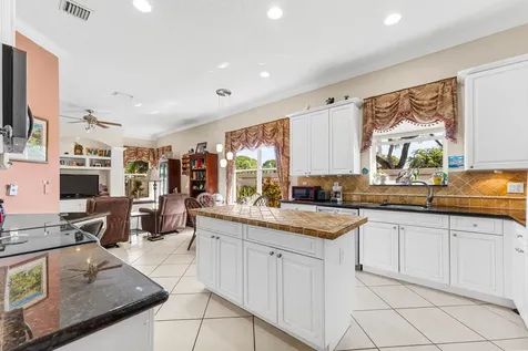 6529 Jog Estates Lane Boynton Beach FL 33437