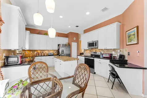 6529 Jog Estates Lane Boynton Beach FL 33437