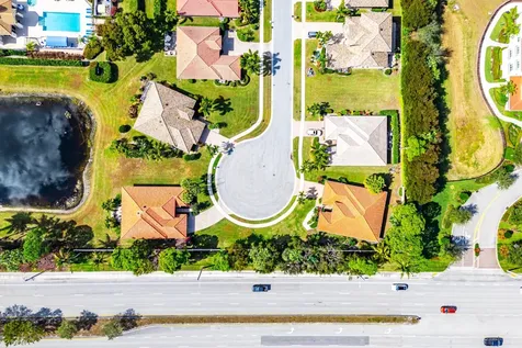 6529 Jog Estates Lane Boynton Beach FL 33437