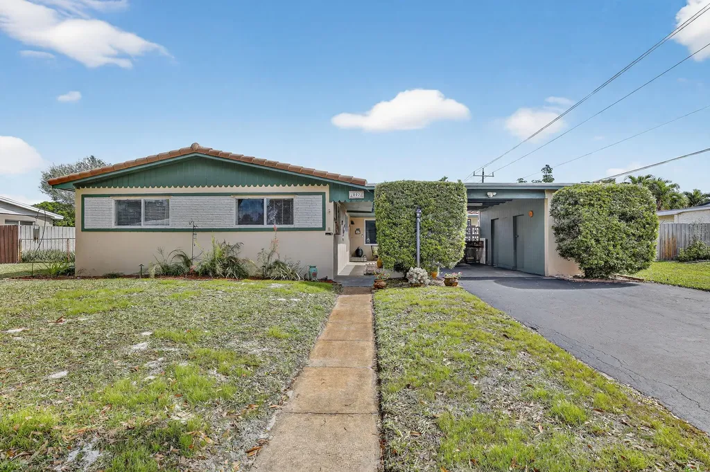 882 Azalea Court Plantation FL 33317