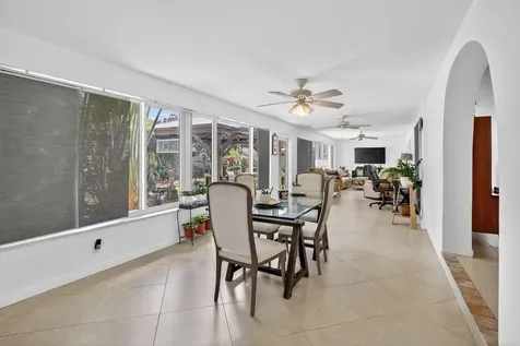 882 Azalea Court Plantation FL 33317