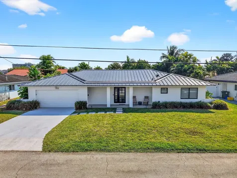 832 Appleby Street Boca Raton FL 33487