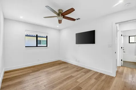 832 Appleby Street Boca Raton FL 33487