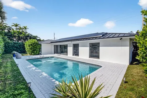 832 Appleby Street Boca Raton FL 33487