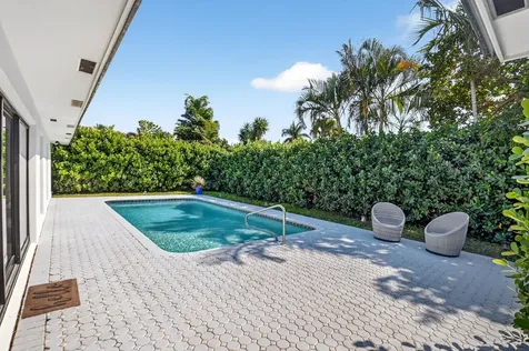 832 Appleby Street Boca Raton FL 33487