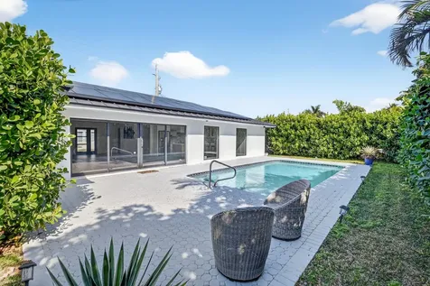 832 Appleby Street Boca Raton FL 33487