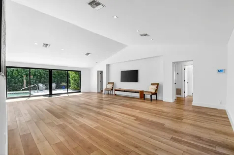 832 Appleby Street Boca Raton FL 33487