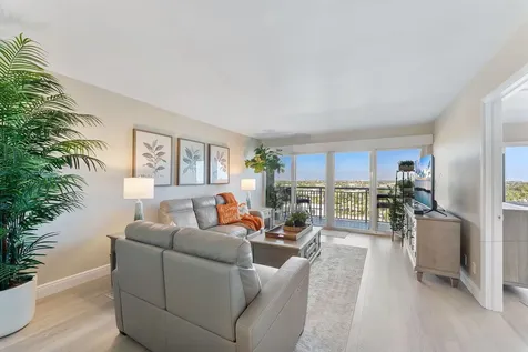 2611 N Riverside Drive Pompano Beach FL 33062