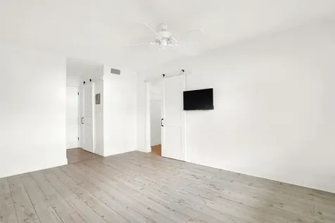 32 Colonial Club Drive Boynton Beach FL 33435