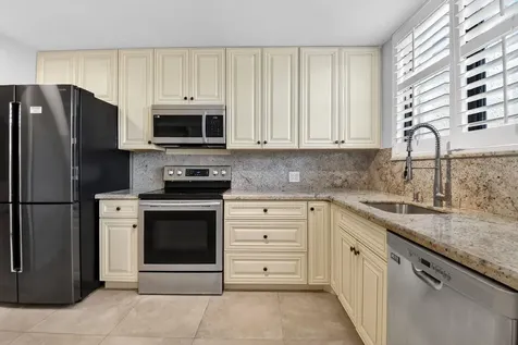 4288 D Este Court Lake Worth FL 33467