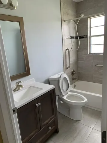 523 Colonial Road West Palm Beach FL 33405