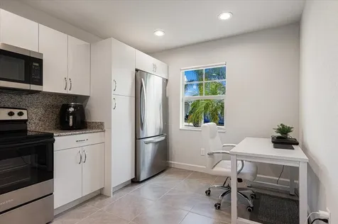 10 Juan Carlos Lane Port Saint Lucie FL 34952