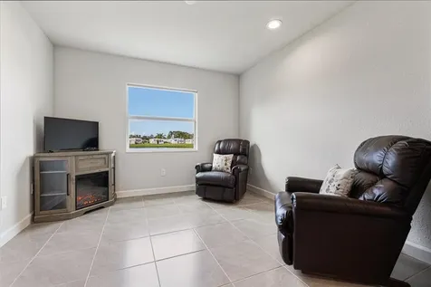 10 Juan Carlos Lane Port Saint Lucie FL 34952